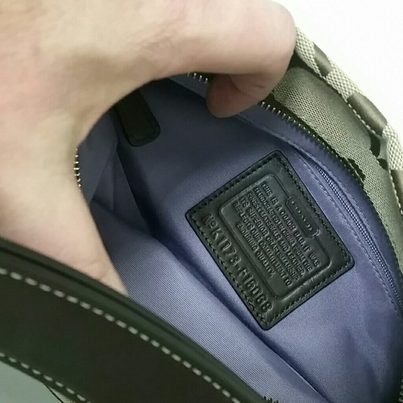 NWT COACH DUFFEL BAG - Picture 4 of 4